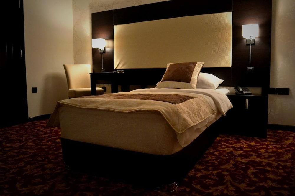 Hotel Espana Naselje Starosjedilaca Kültér fotó